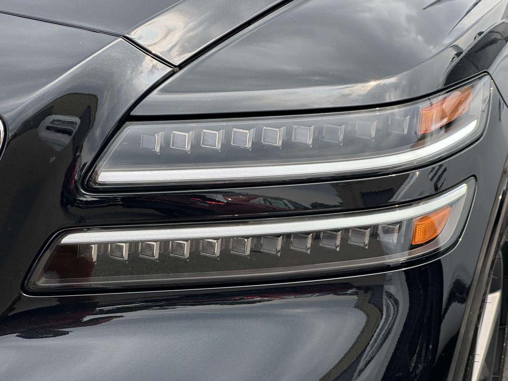 used 2025 Genesis GV80 car, priced at $59,490