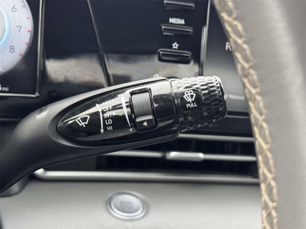 used 2022 Hyundai Elantra car, priced at $15,594