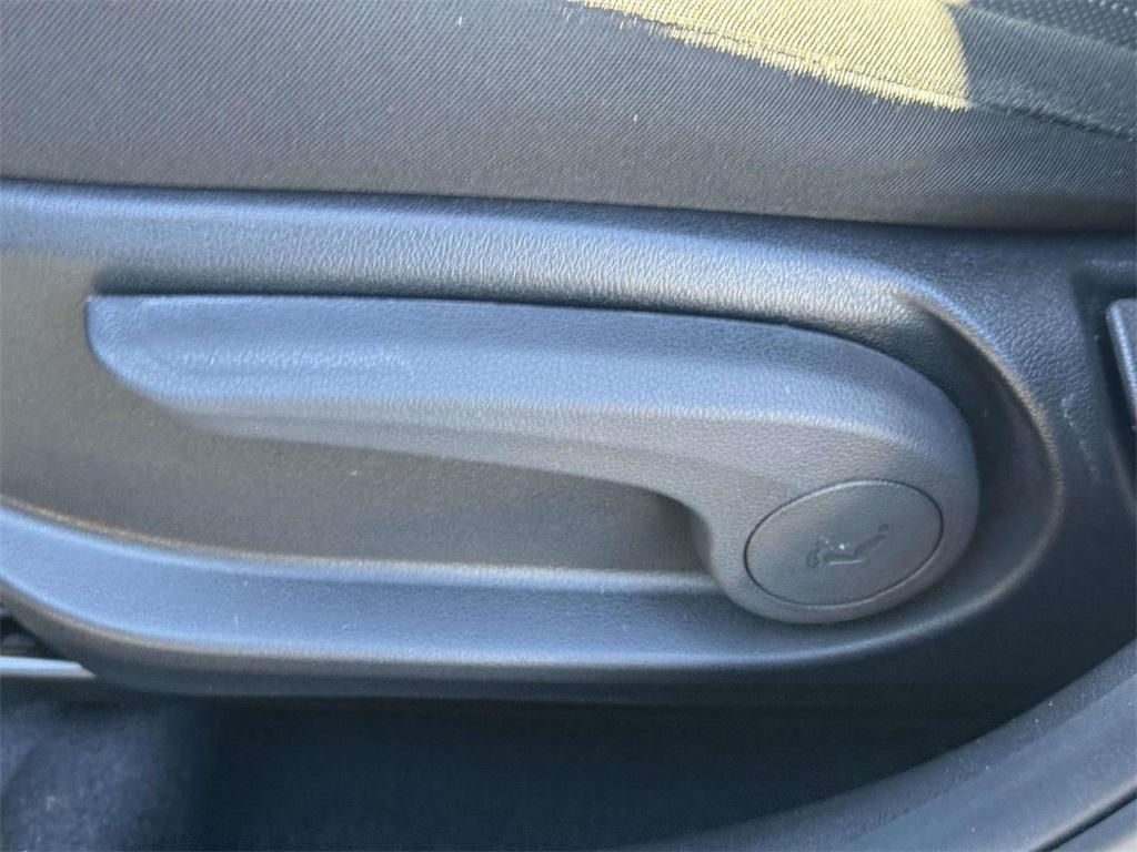 used 2023 Hyundai Venue car, priced at $14,999