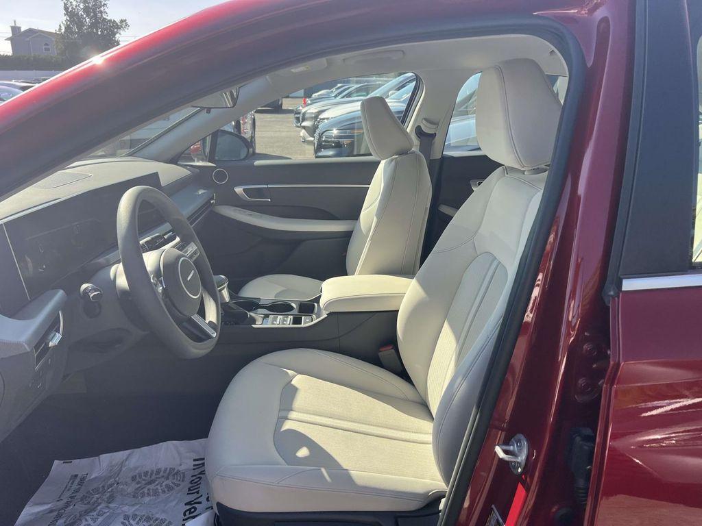 used 2025 Hyundai Sonata car