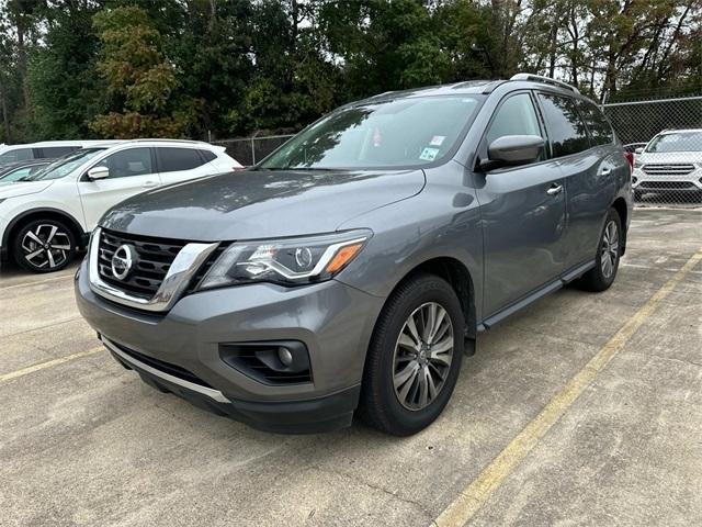 used 2020 Nissan Pathfinder car, priced at $19,956