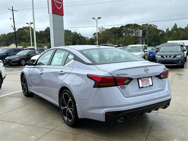 new 2025 Nissan Altima car, priced at $33,100