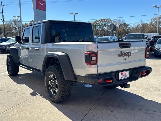 used 2023 Jeep Gladiator car, priced at $41,988