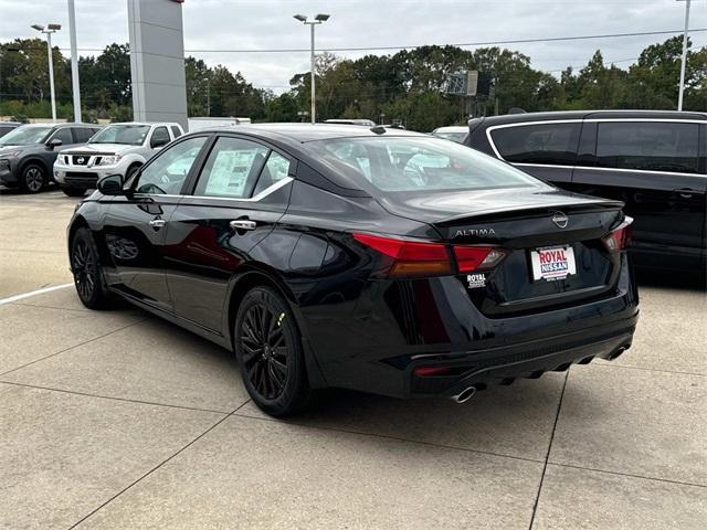 new 2025 Nissan Altima car, priced at $29,465