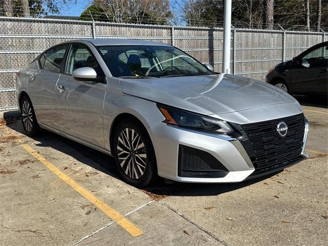 used 2023 Nissan Altima car, priced at $18,963