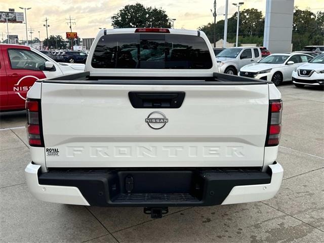 new 2025 Nissan Frontier car, priced at $38,320