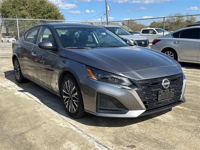 used 2023 Nissan Altima car, priced at $18,927