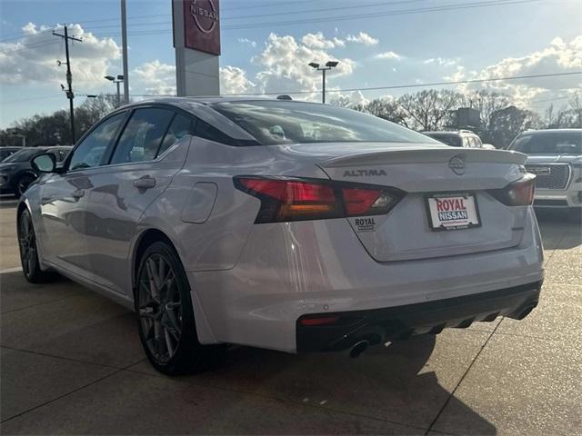 used 2024 Nissan Altima car, priced at $29,977