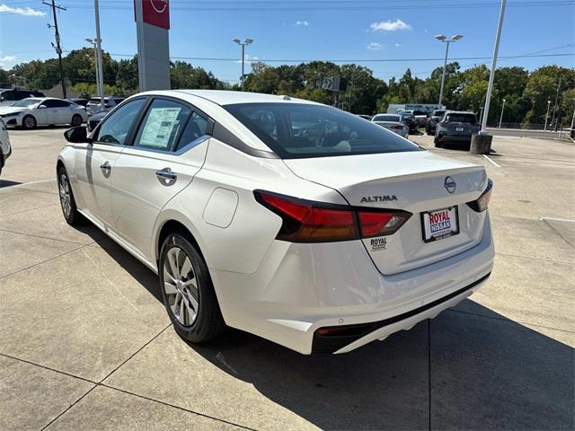 new 2025 Nissan Altima car, priced at $25,652