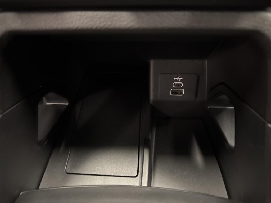 new 2025 Ford Ranger car, priced at $35,990