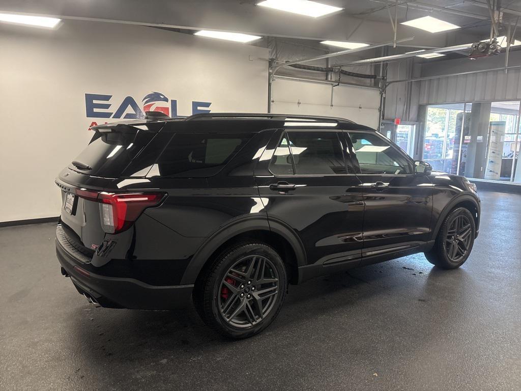 new 2025 Ford Explorer car, priced at $57,990
