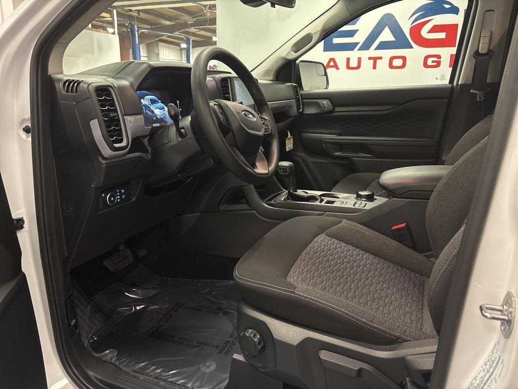 new 2025 Ford Ranger car, priced at $35,990