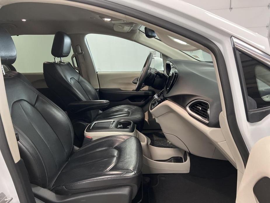 used 2022 Chrysler Pacifica car, priced at $23,770