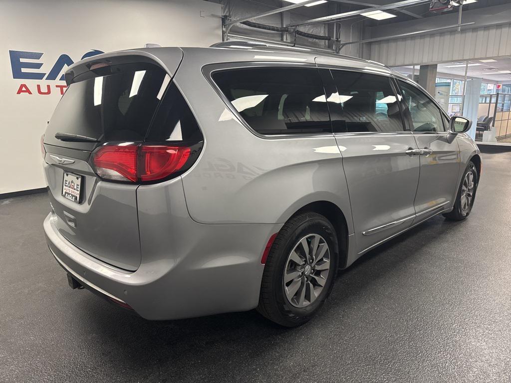 used 2019 Chrysler Pacifica car, priced at $13,290