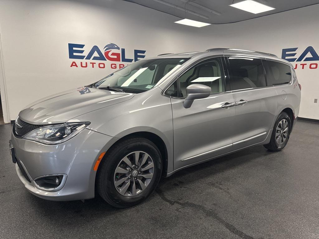used 2019 Chrysler Pacifica car, priced at $13,290