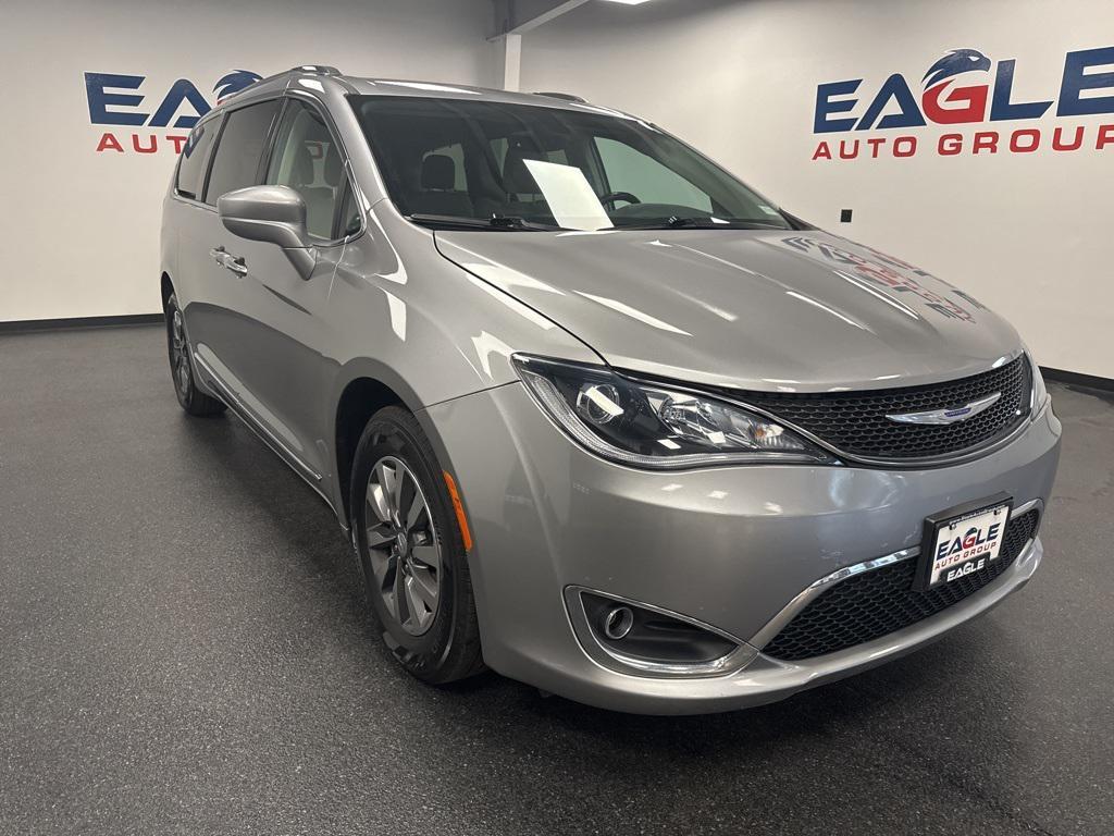 used 2019 Chrysler Pacifica car, priced at $13,290