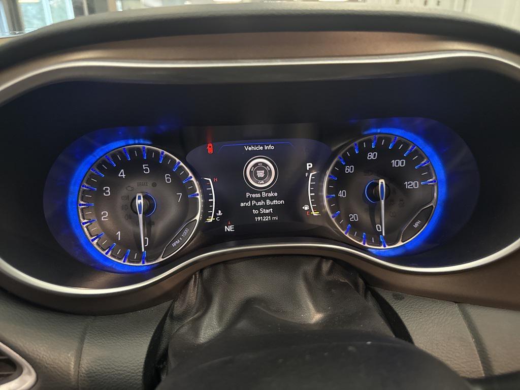 used 2019 Chrysler Pacifica car, priced at $13,290