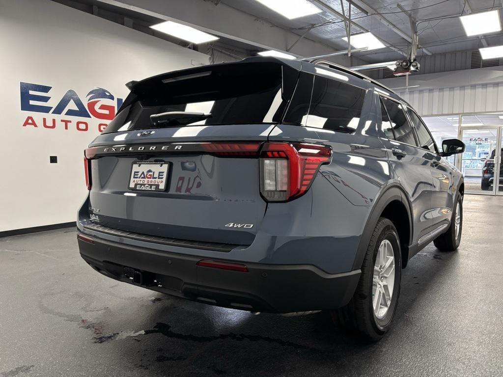 new 2025 Ford Explorer car, priced at $38,990