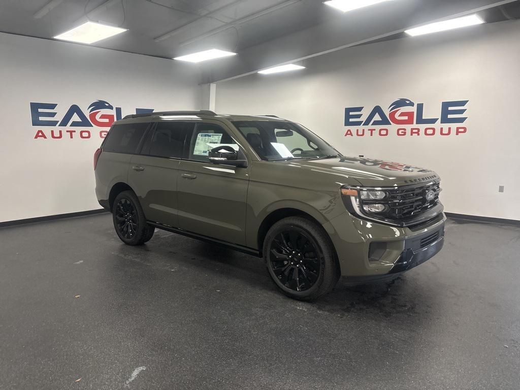 new 2025 Ford Expedition car, priced at $78,955
