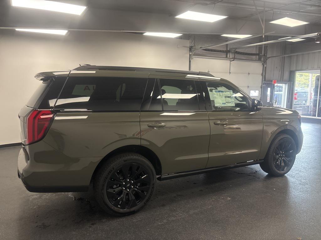 new 2025 Ford Expedition car, priced at $78,955
