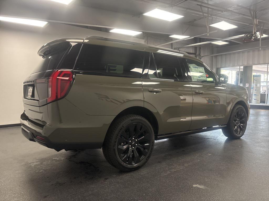 new 2025 Ford Expedition car, priced at $78,955