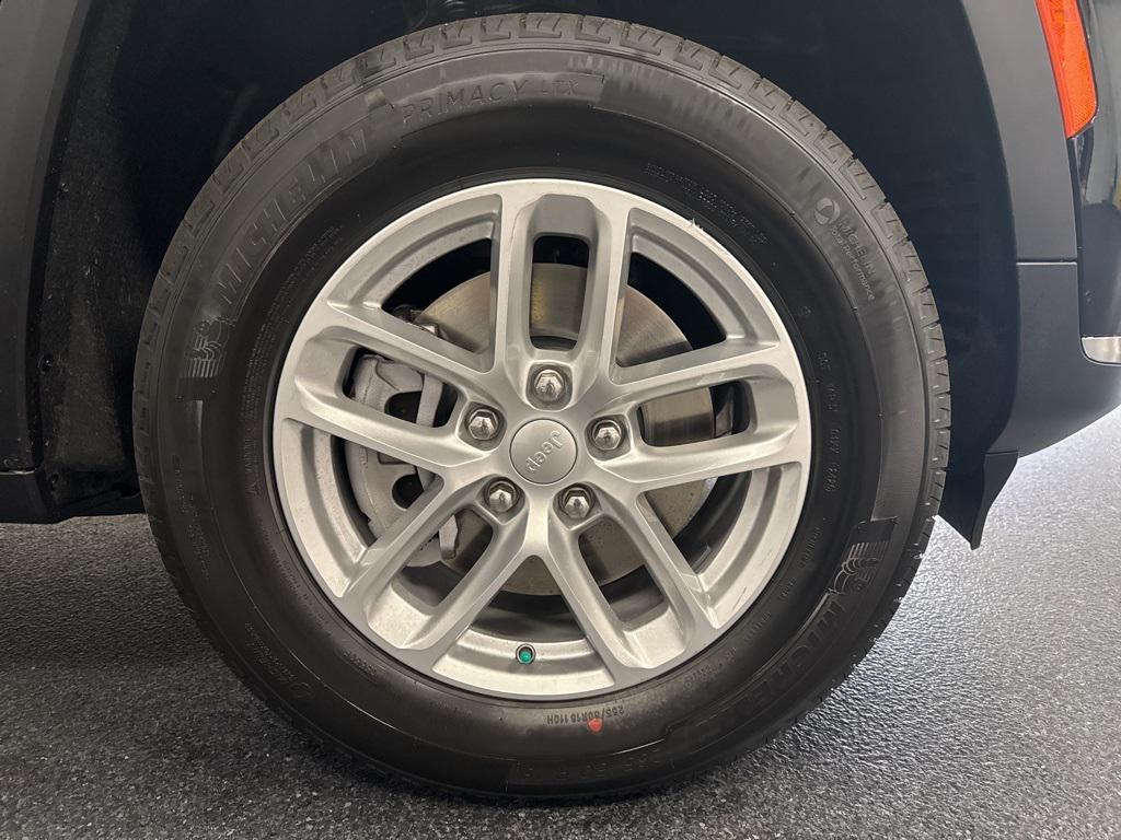 used 2025 Jeep Grand Cherokee L car, priced at $42,990