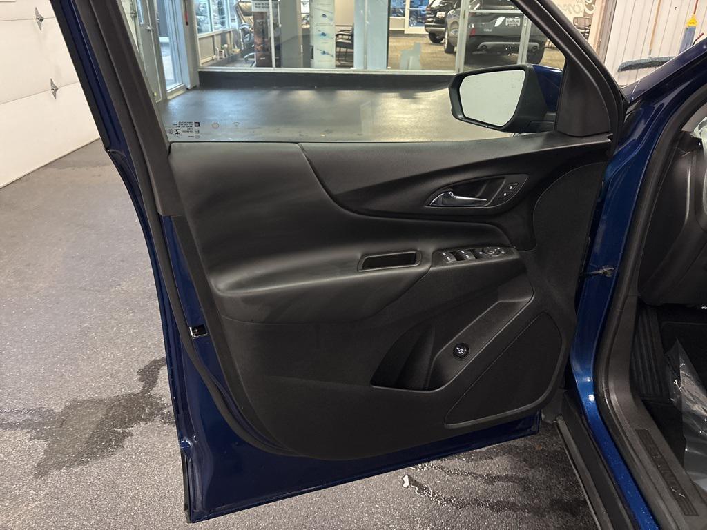 used 2022 Chevrolet Equinox car, priced at $22,580