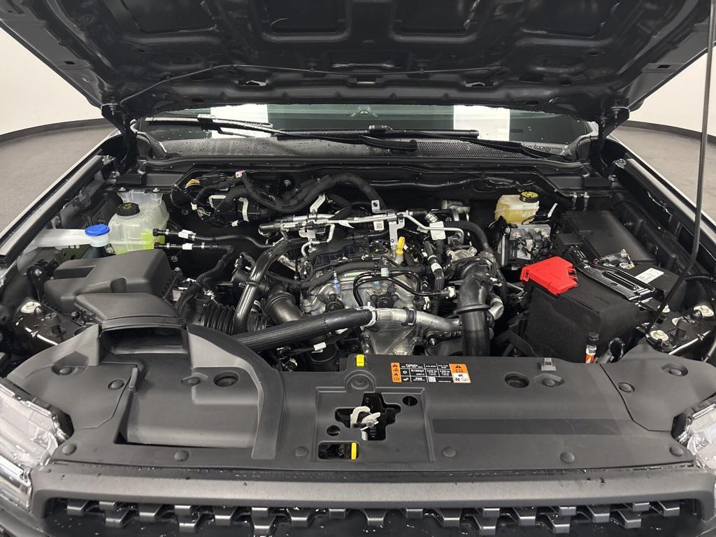 new 2025 Ford Ranger car, priced at $35,990