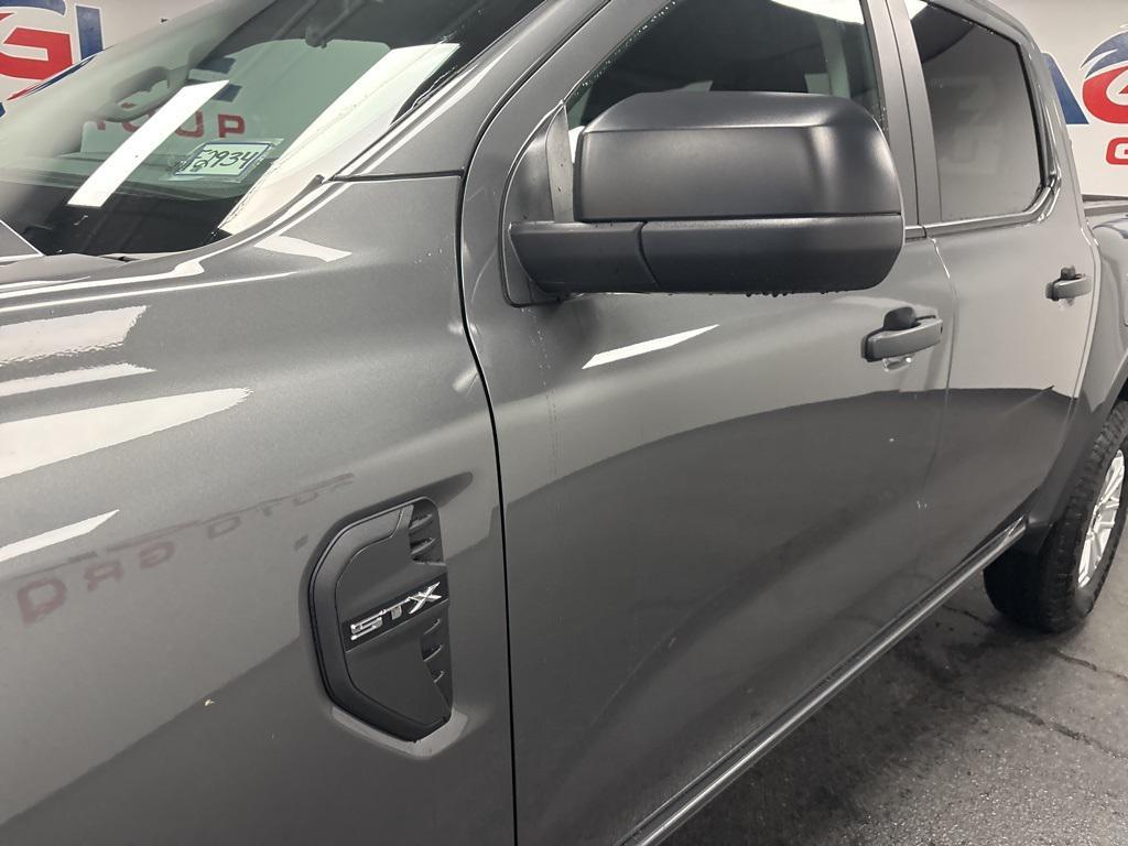 new 2025 Ford Ranger car, priced at $35,990