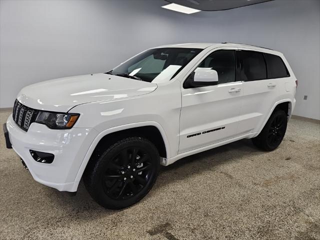 used 2022 Jeep Grand Cherokee car, priced at $25,990