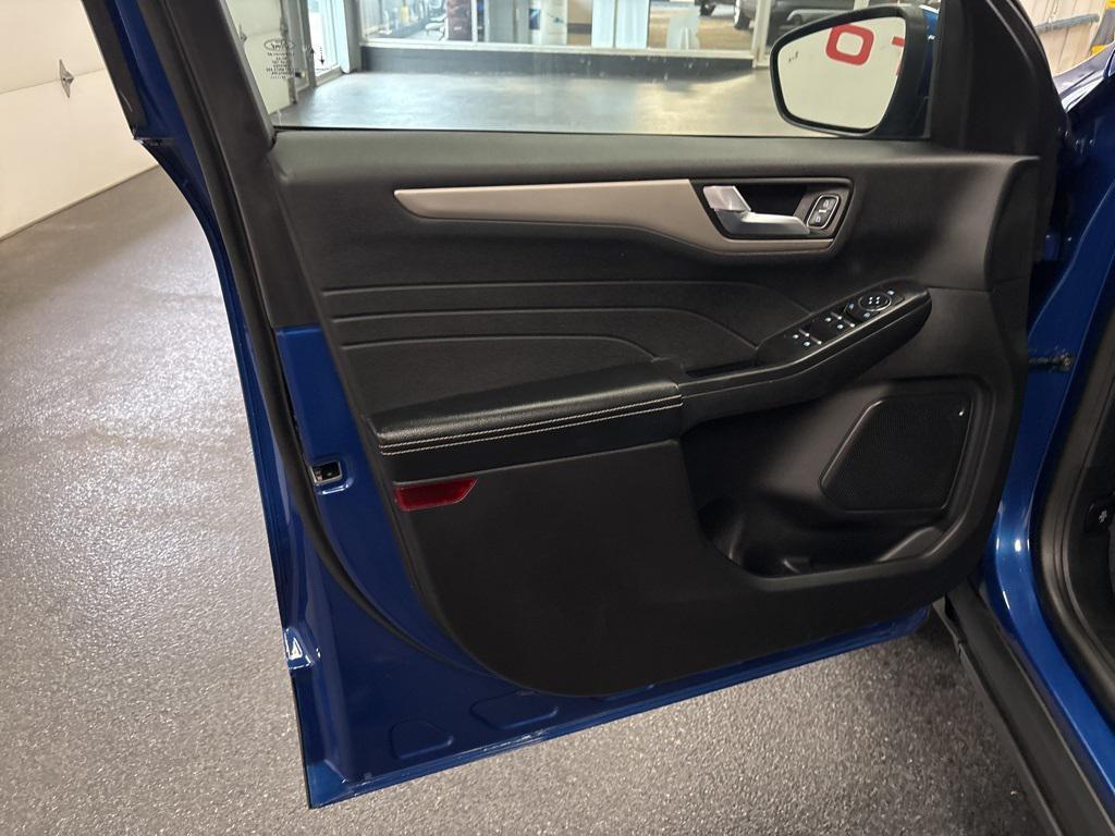 used 2022 Ford Escape car, priced at $19,460