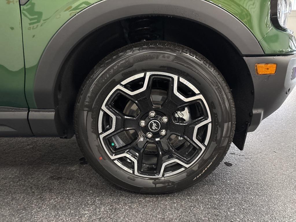 new 2025 Ford Bronco Sport car, priced at $35,990