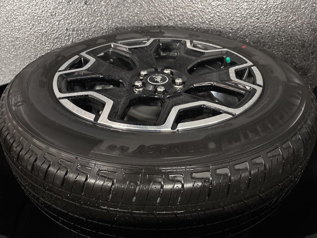 new 2025 Ford Bronco Sport car, priced at $35,990