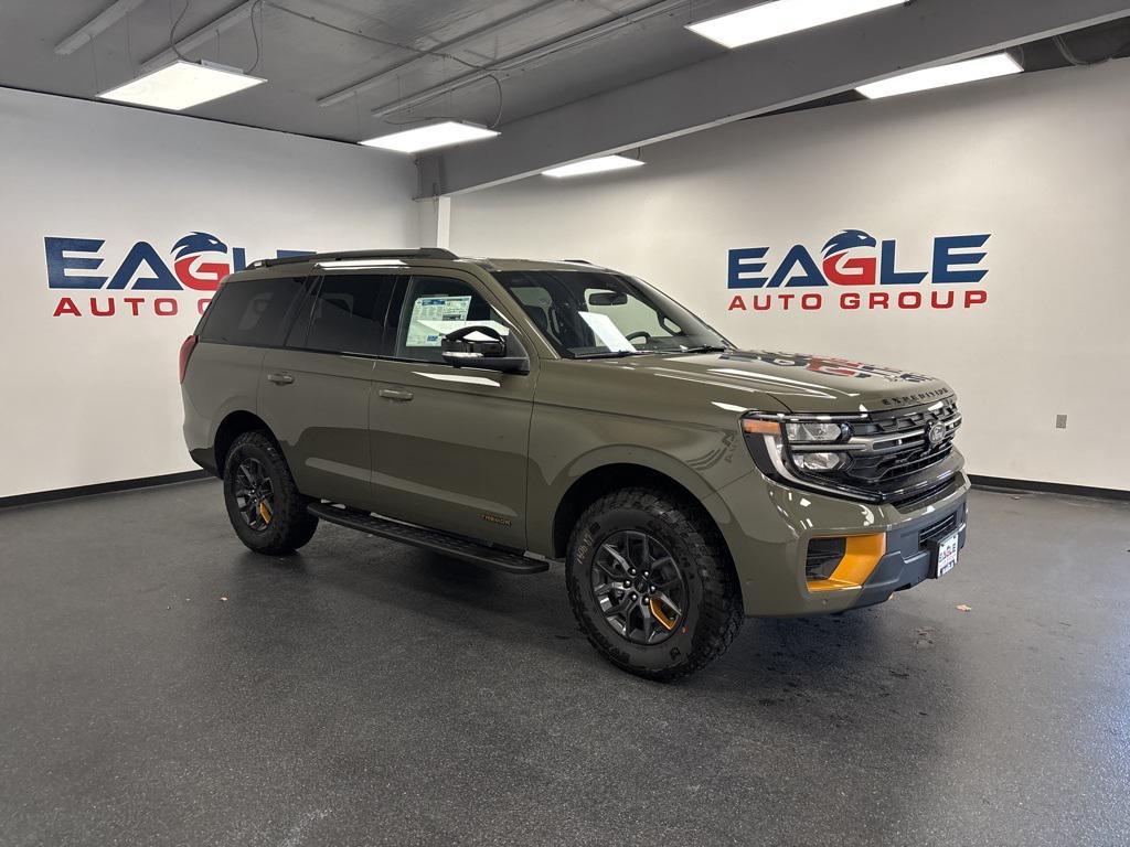 new 2025 Ford Expedition car, priced at $80,990