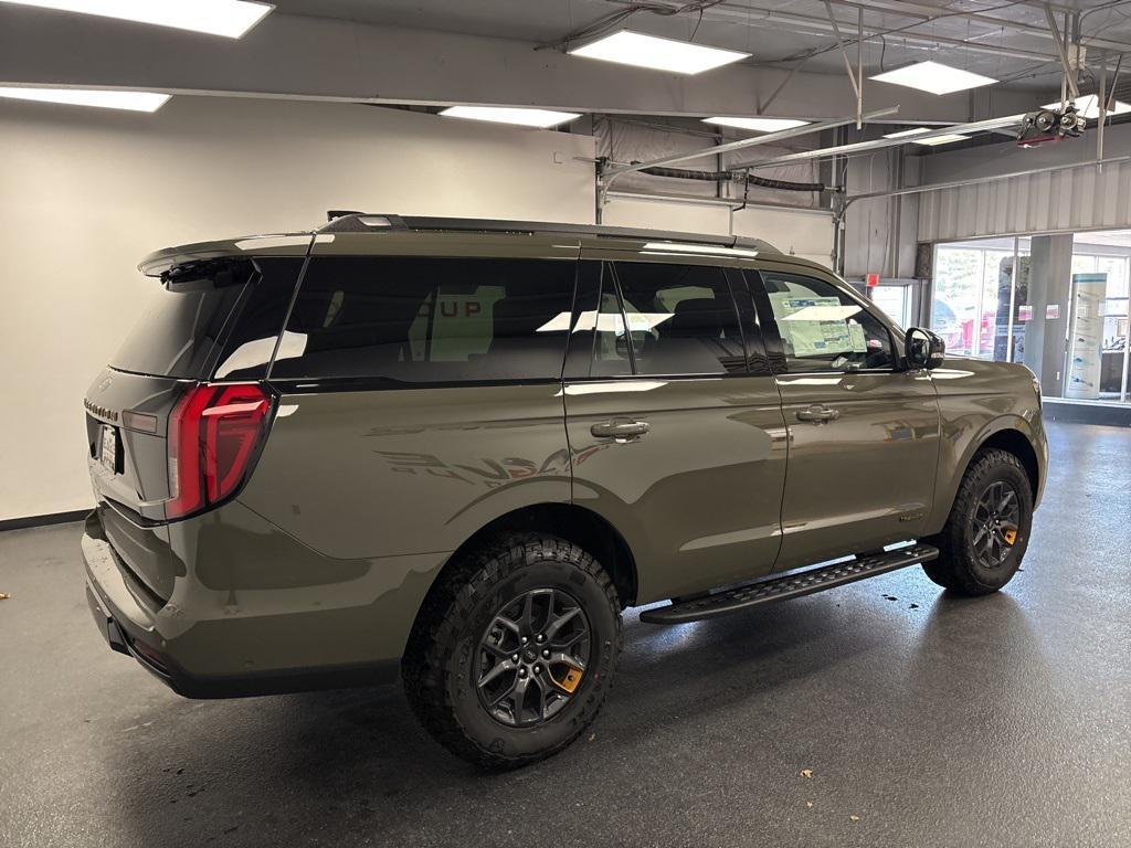 new 2025 Ford Expedition car, priced at $80,990