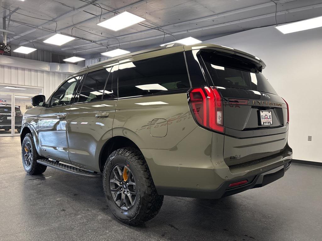 new 2025 Ford Expedition car, priced at $80,990
