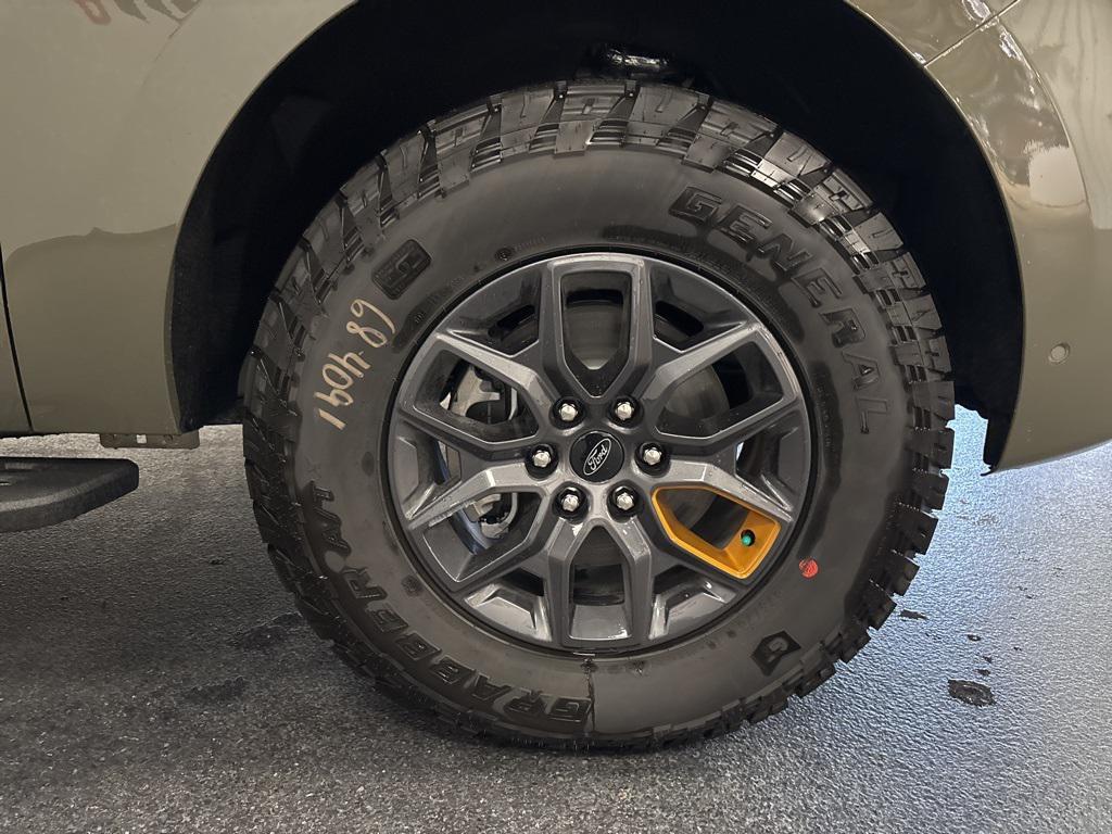 new 2025 Ford Expedition car, priced at $80,990