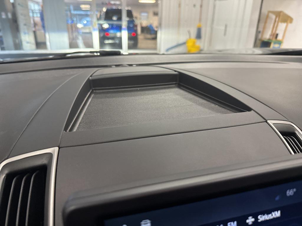 used 2023 Ford Edge car, priced at $28,990