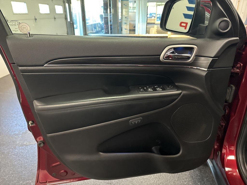 used 2019 Jeep Grand Cherokee car, priced at $23,290