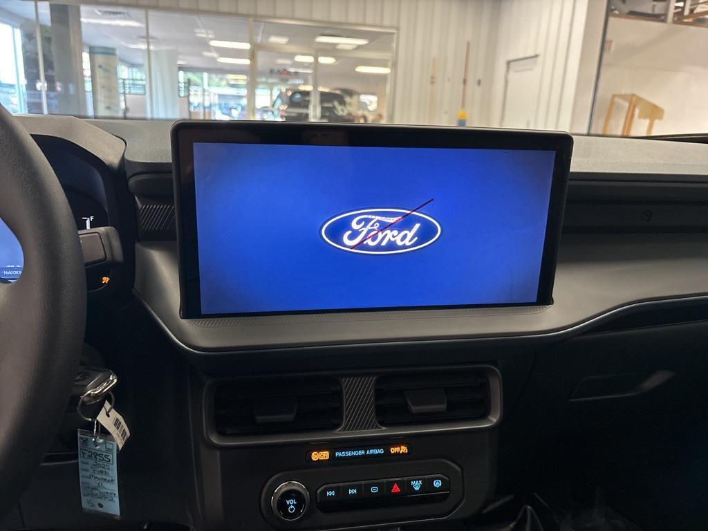 new 2025 Ford Maverick car, priced at $28,990