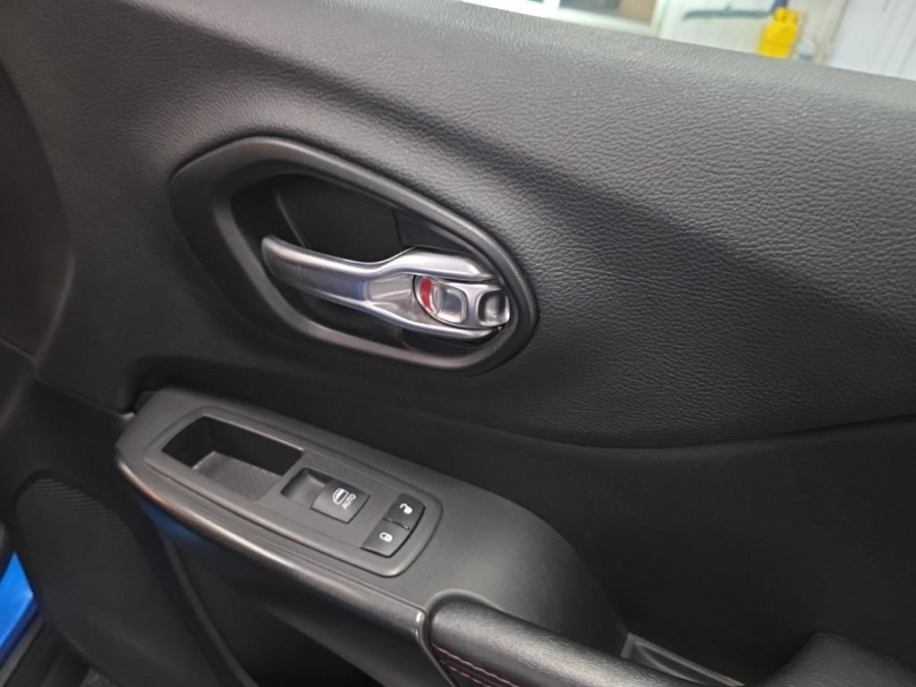 used 2022 Jeep Cherokee car, priced at $23,990