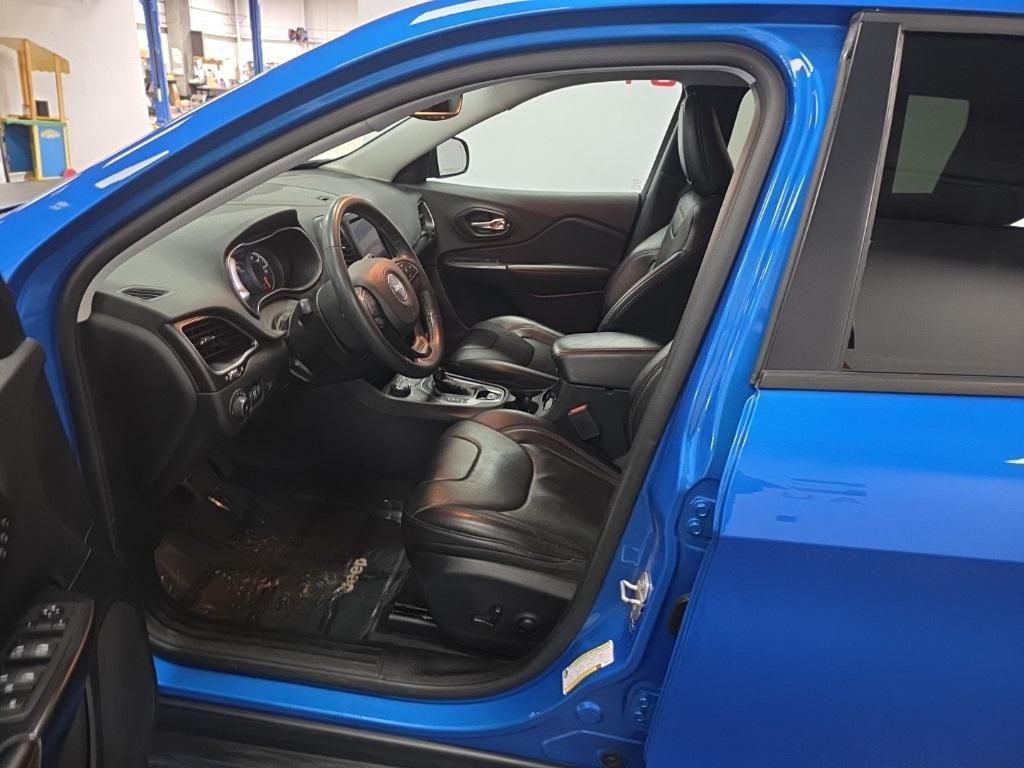 used 2022 Jeep Cherokee car, priced at $23,990