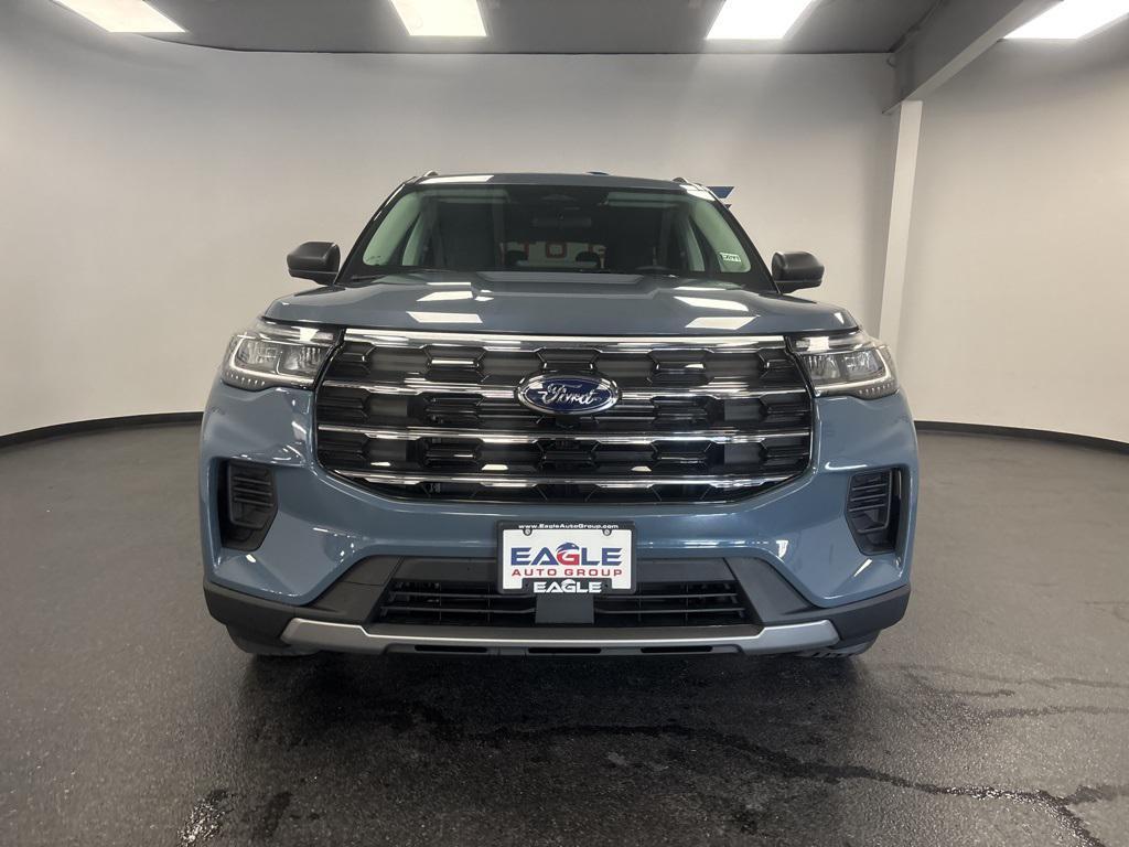 new 2025 Ford Explorer car, priced at $40,990