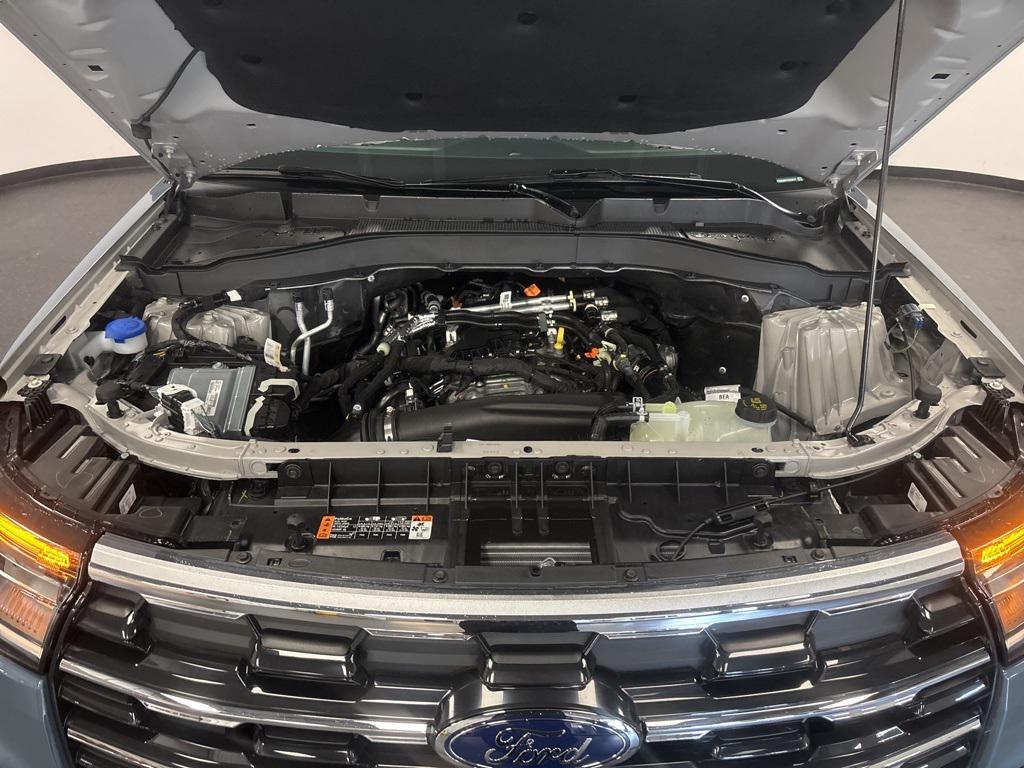 new 2025 Ford Explorer car, priced at $40,990