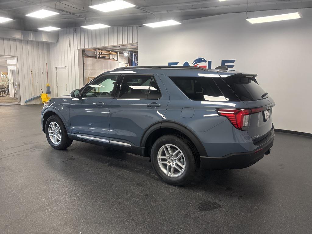 new 2025 Ford Explorer car, priced at $40,990