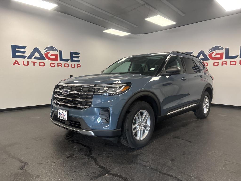 new 2025 Ford Explorer car, priced at $40,990