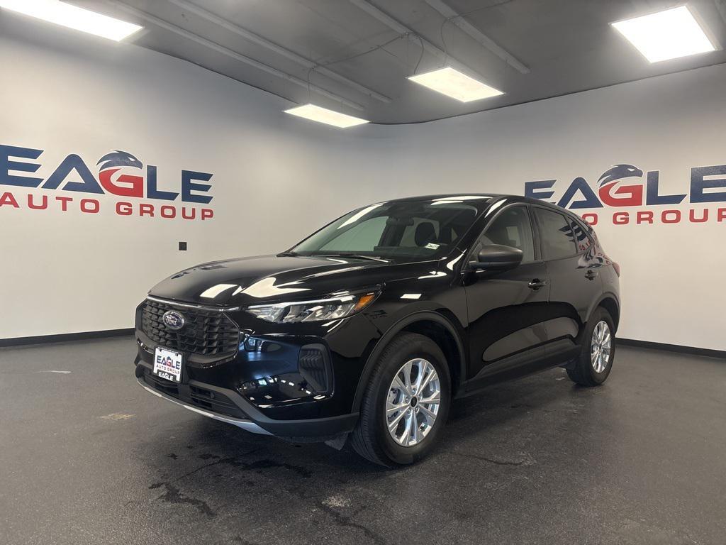 new 2025 Ford Escape car, priced at $26,490