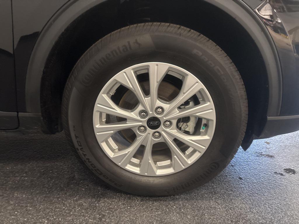 new 2025 Ford Escape car, priced at $26,490