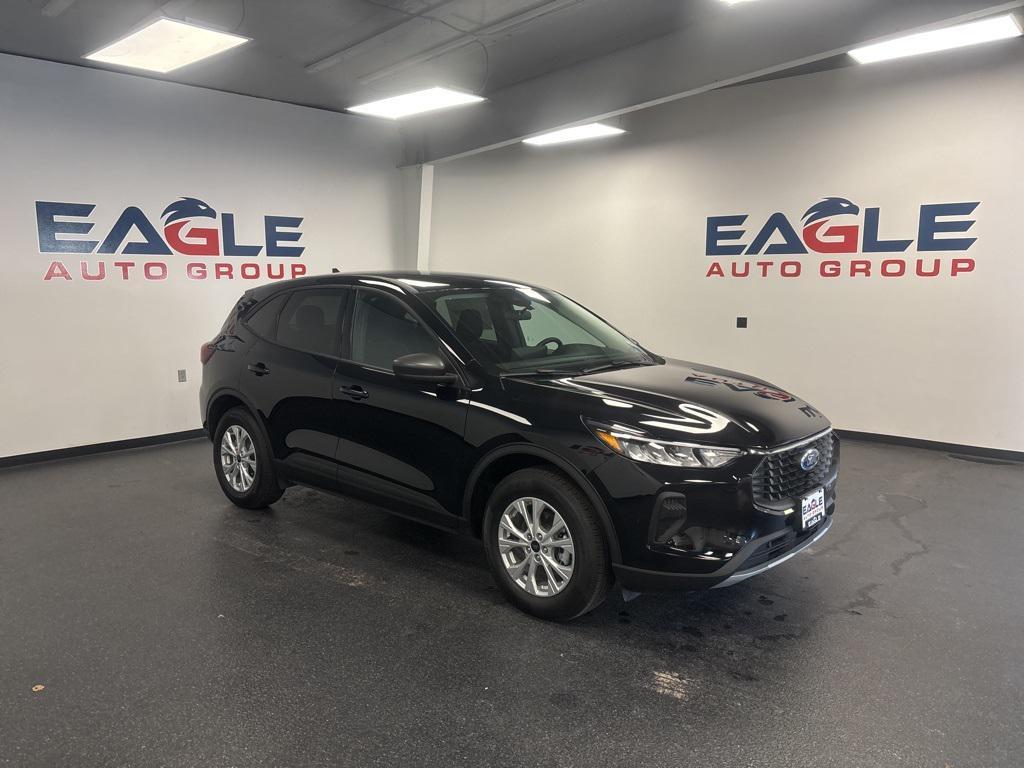 new 2025 Ford Escape car, priced at $26,490
