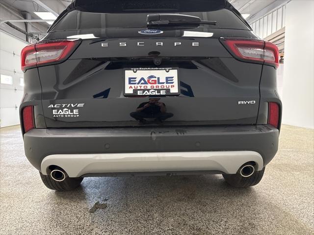 new 2025 Ford Escape car, priced at $27,990